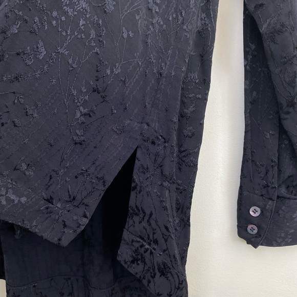 Soft Surrounding Silky Jacquard Pin Tuck Blouse Black Long Sleeve Womens Size L - Picture 6 of 13